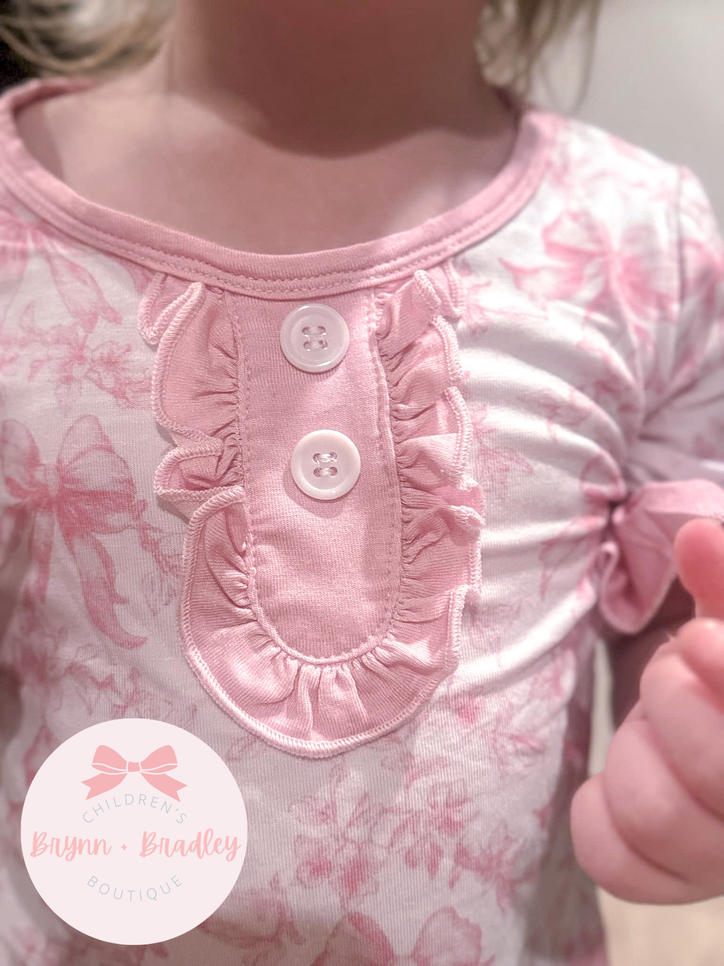 Girl’s Pink Toile Bows Bamboo Short Sleeve Pants Set