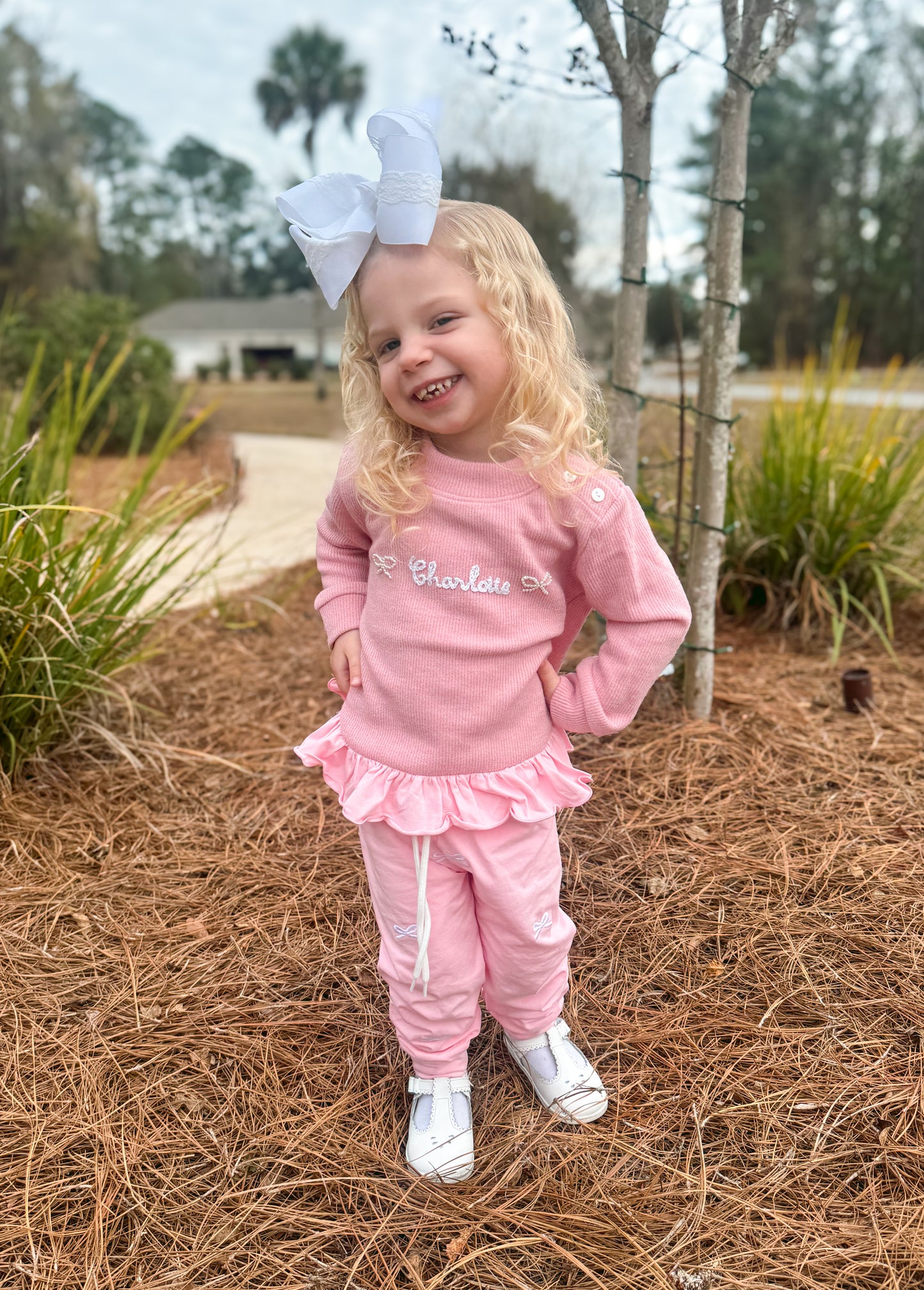 RTS: Girl’s Pearl Bow Sweater Joggers Set