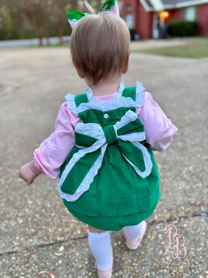 RTS: Girl’s Green Corduroy Bows Diaper Set
