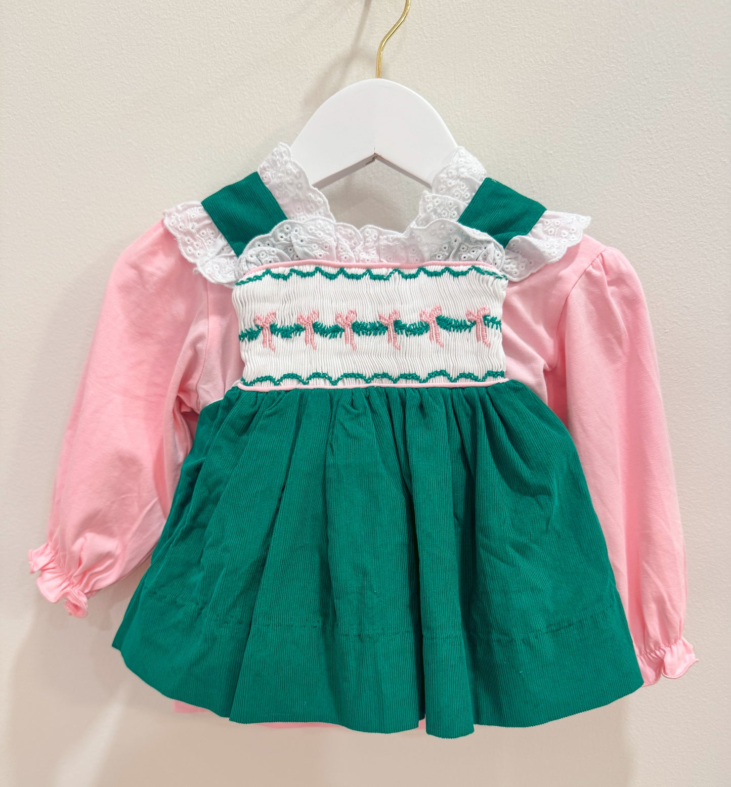 RTS: Girl’s Green Corduroy Bows Diaper Set