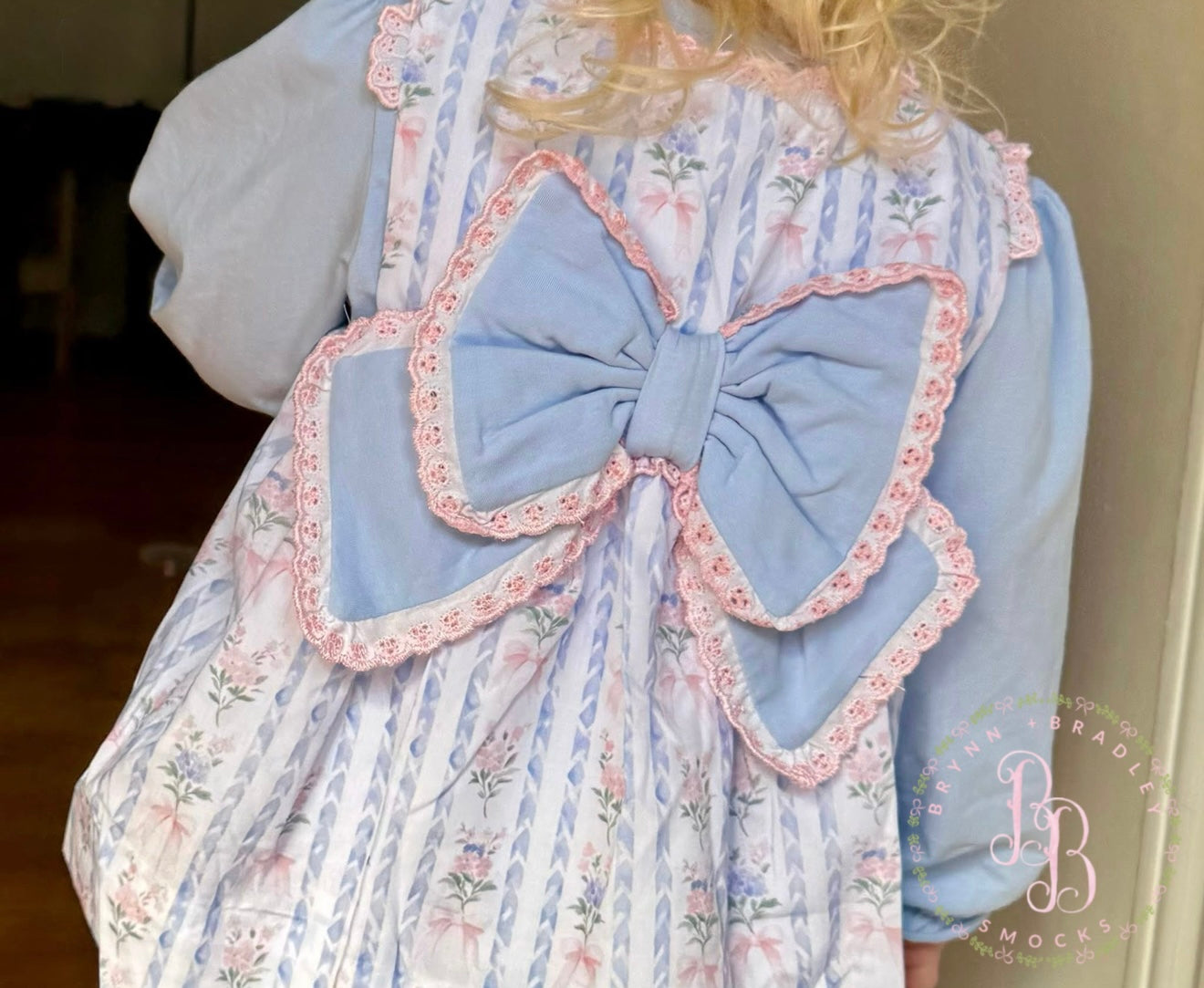 RTS: Bouquets + Bows Girl Pants Set