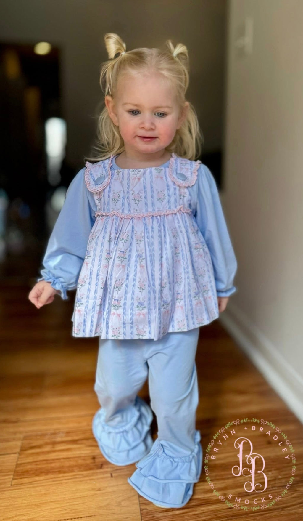 RTS: Bouquets + Bows Girl Pants Set